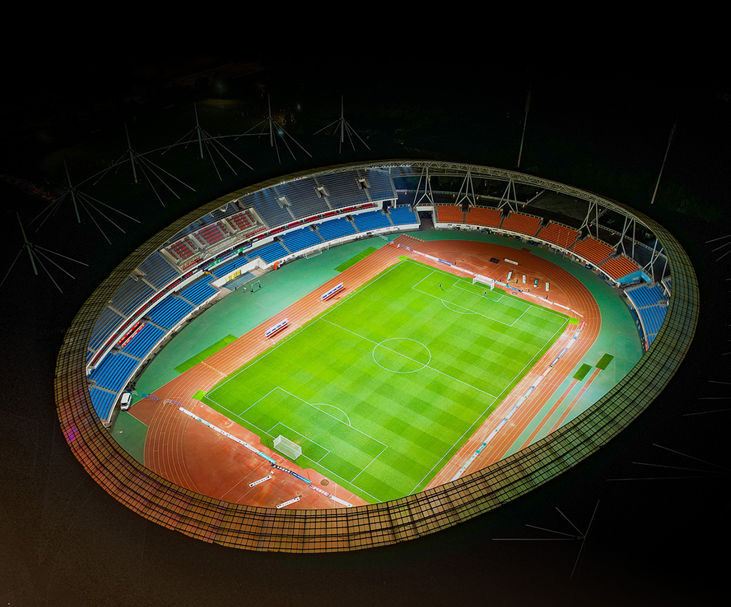 专注LED体育照明18年