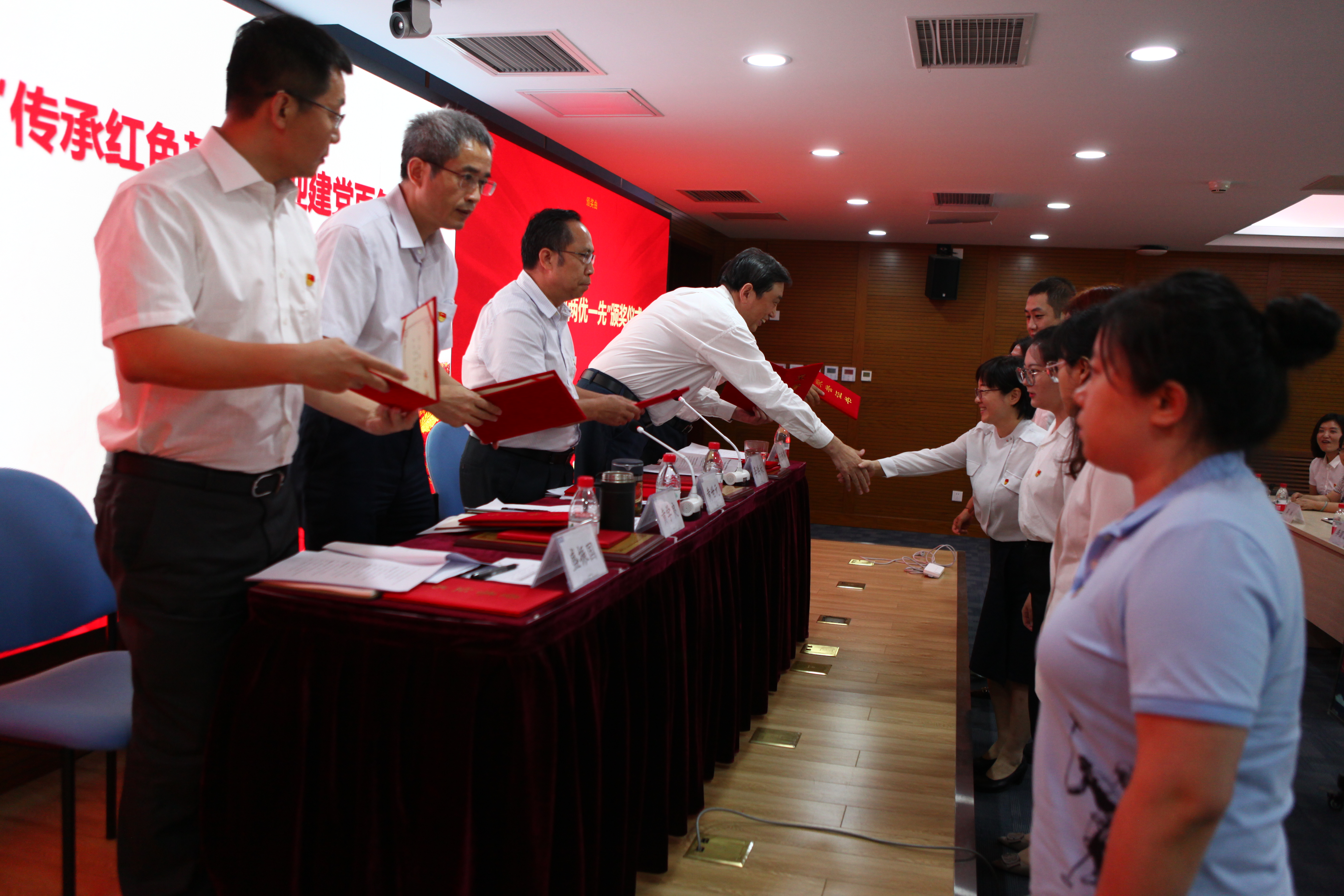 2021年，公司开展党史学习教育2.JPG